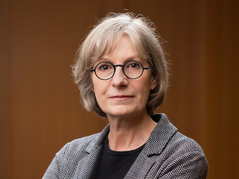 Prof. Dr. Caroline Maake