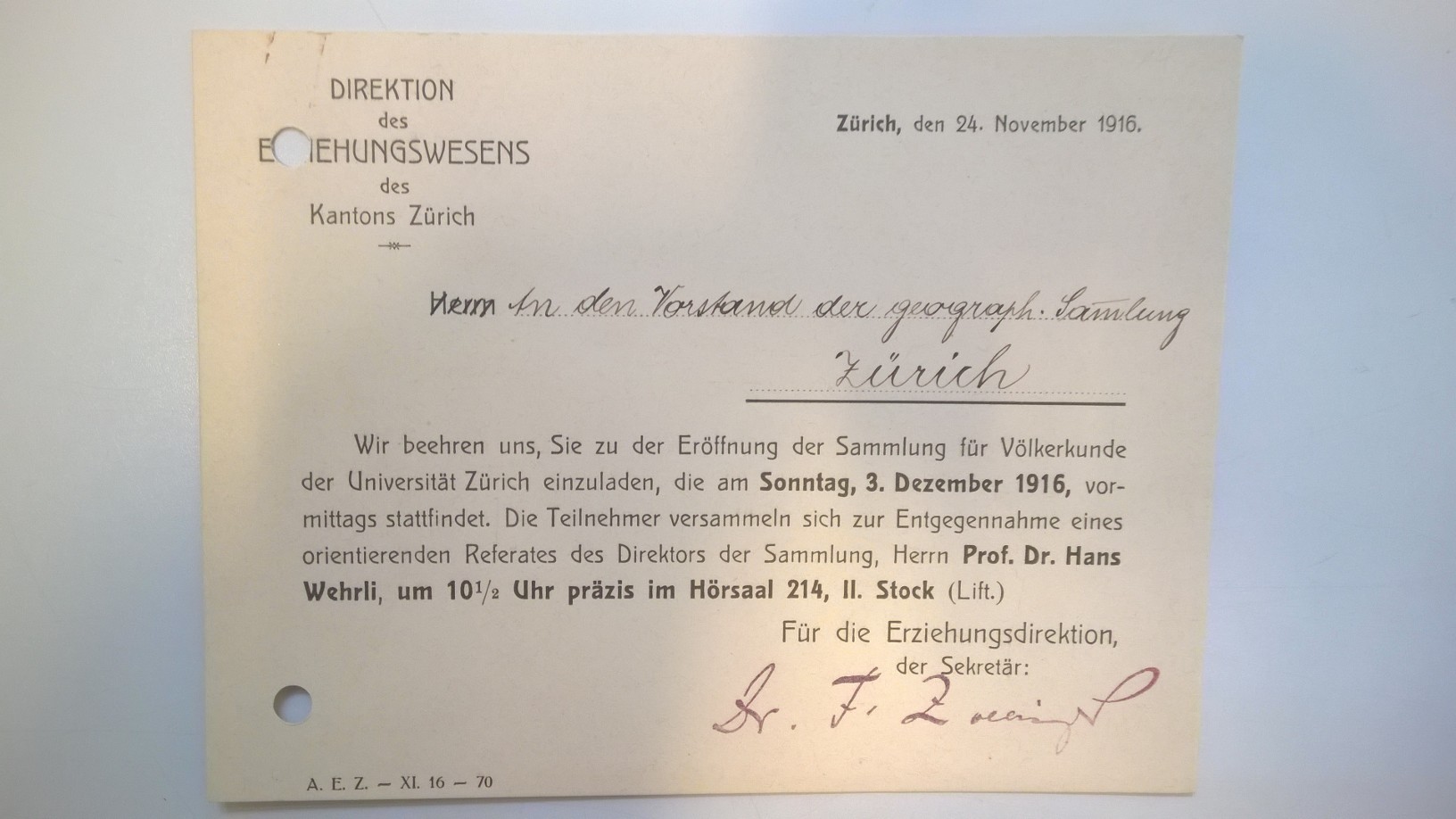  Einladungskarte, 1916, Schriftenarchiv, Völkerkundemuseum der Universität Zürich, Inv.-Nr. S/C/0006. 