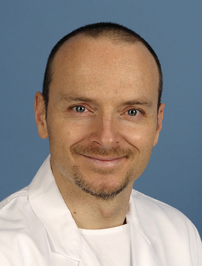 Portrait von PD Dr. Dr. David Schneider